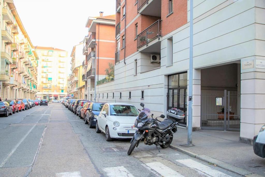 شقة Casa Spezia - Metro Vicina, Wi-Fi Rapido & Netflix تورينو المظهر الخارجي الصورة